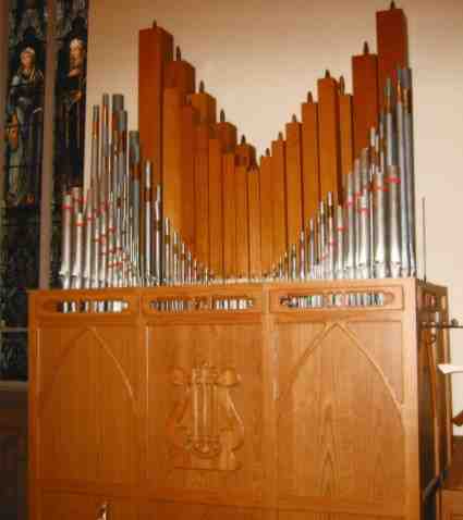 Où se trouve l'orgue dans une église ?