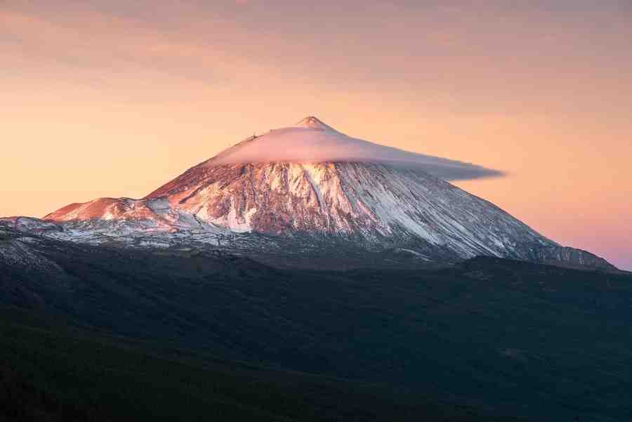 Quel est le volcan le plus haut d'Europe ?
